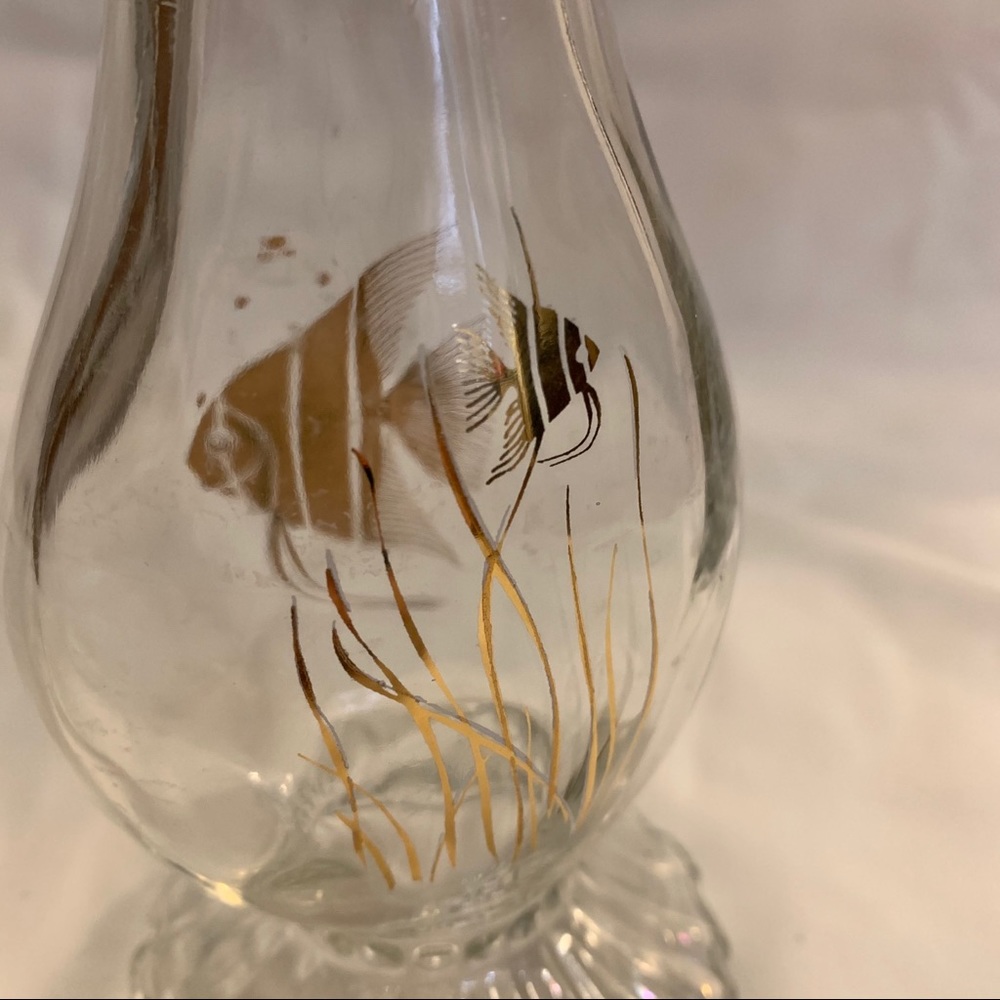 Avon Angelfish Glass Vase - Picture 4 of 6